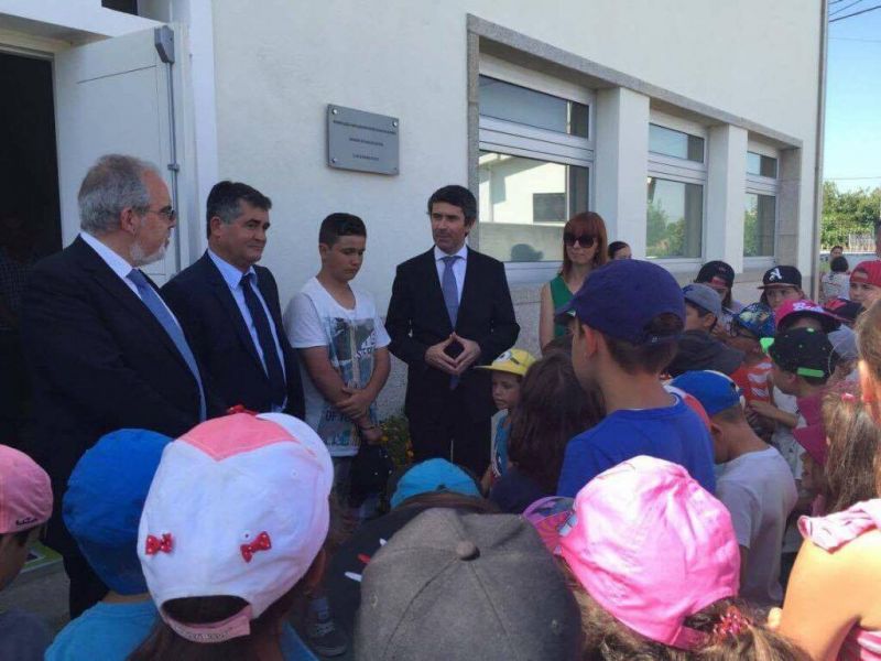 Secret&aacute;rio de Estado das Comunidades visitou ATL de Alvar&atilde;es para luso-descendentes.